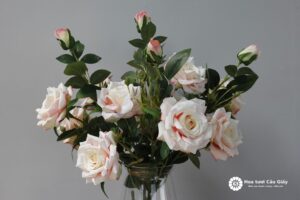 Trang trí phòng khách - Hoa Hồng
